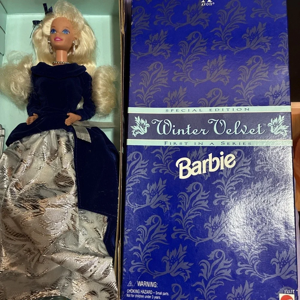Barbie Doll‎ Winter Velvet Special Edition Collectible Fashion Avon Mattel 1995